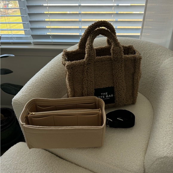 Marc Jacob Sherpa tote bag - Picture 14 of 14